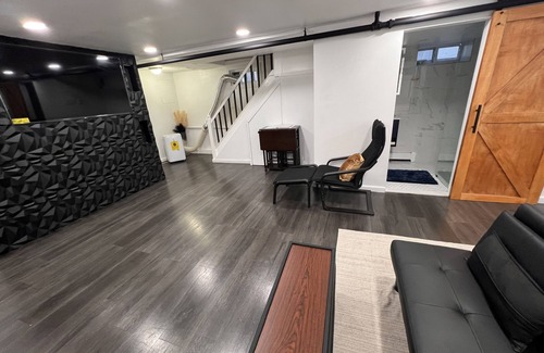 Cambria Heights Apartment | Sweet Spot - USB Arena 2mi-JFK 6 mi-LGA 16 mi