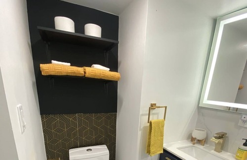 Cambria Heights Apartment | Sweet Spot - USB Arena 2mi-JFK 6 mi-LGA 16 mi