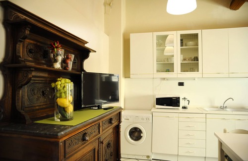 Santo Spirito Apartment | SweetHome S.Frediano 3bdr
