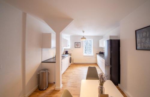 Altstadt Apartment | SweetHome - super Zentral, geräumig und modern