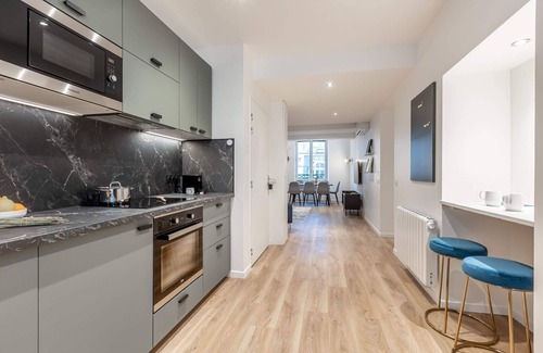 Bercy Apartment | Sweett | Bastille II