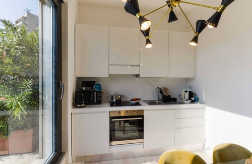 Milan Centre Apartment | Sweett | Duomo View II