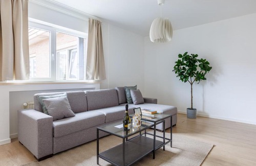 Wijk van de Squares Apartment | Sweett - Michel Ange