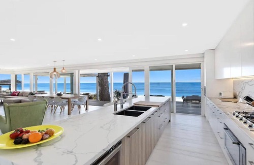 Wamberal House | SWELL - JUST FOOTSTEPS TO THE BEACH