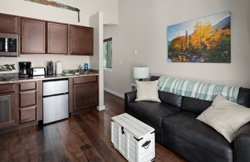 Columbia Falls Cabin | Swift Current at 406 Glacier Cabins