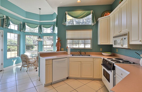 Green Cove Springs House | Swing into Fun and Relaxation ~ Home on the Golf Course in Green Cove Springs!