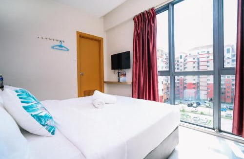 Nilai Hotel | Swing & Pillows - Dataran Nilai