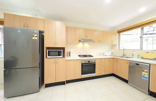 Burwood House | Sydney Burwood 4 bed next to Park, Westfield, train