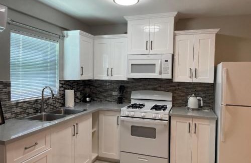 Jennings House | Sylmars Apartment Home