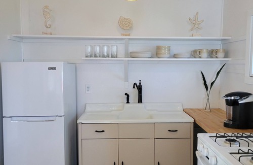 Sylvan Beach Cottage | Sylvan Beach Cottage in the heart of Sylvan Beach NY
