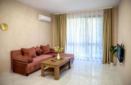 Saints Constantine and Helena Apartment | Symphony Harmony