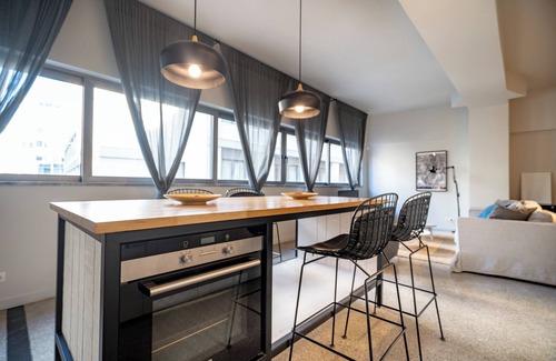 Plaka Apartment | Syntagma square 2 bedrooms 4 pers apartment by MPS
