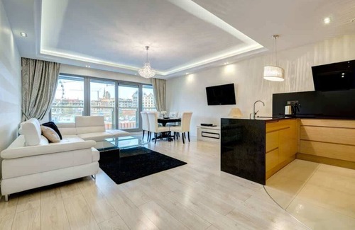 Gdansk City Center Apartment | Szafarnia 11 Gdańsk | Luxury Apartment | River View
