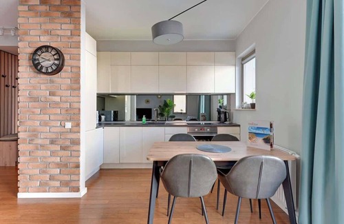 Gdansk City Center Apartment | Szafarnia 11 Gdańsk | Modern Apartment | Swimming Pool and Sauna