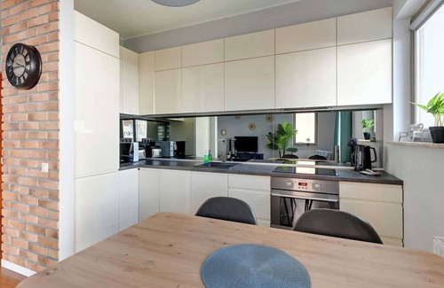 Gdansk City Center Apartment | Szafarnia 11 Gdańsk | Modern Apartment | Swimming Pool and Sauna