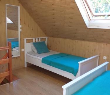 Kuznica Cabin | Szafir