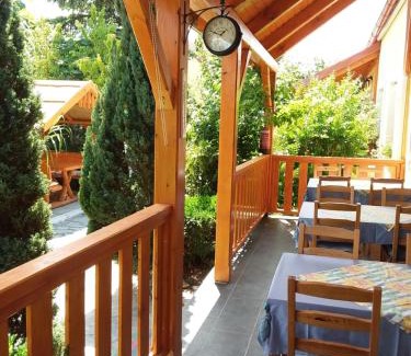 Fertorakos Bed & Breakfast | Szentesi Panzió