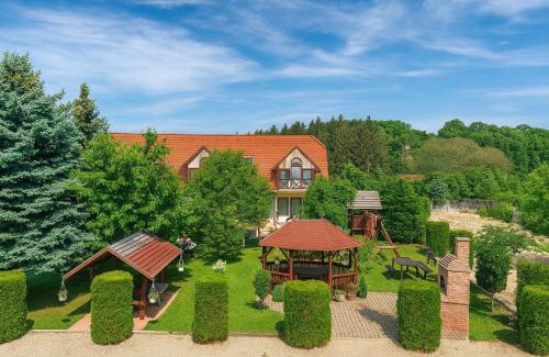Buk House | Tóth Vendégház