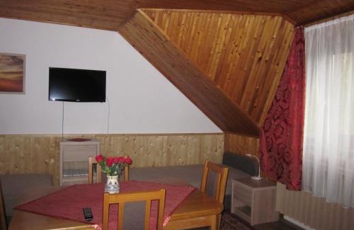 Paradfurdo House | Tóth Vendégház