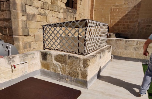 Cospicua House | T' Annamari Townhouse in the Three Cities close to all tourist attractions.