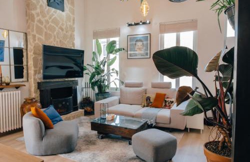 Begles House | T&T Homestay