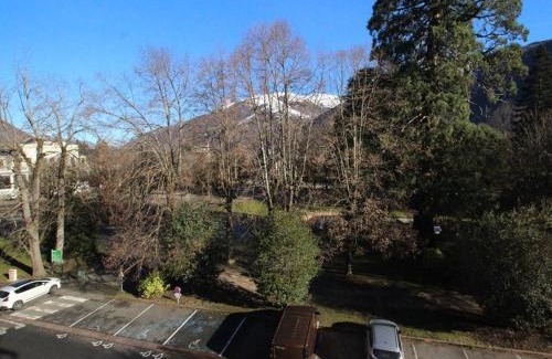 Bagneres-de-Luchon Apartment | T2 à Luchon avec Parking, Wifi et Animaux admis - FR-1-313-207