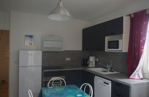 Toulon - Hyeres Apartment | T2 1st floor of the villa of the sea