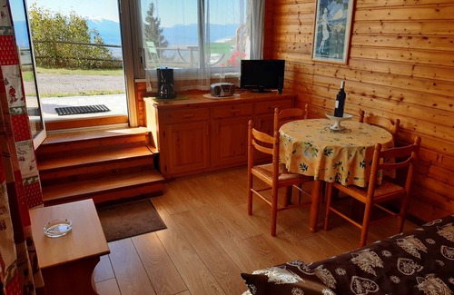 Font-Romeu-Odeillo-Via Apartment | T2 apartment in FONT ROMEU. Label 2 Clévacances. Exceptional panorama
