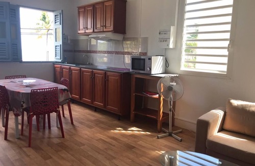 La Trinite Apartment | T2 apartment sea view, close to beaches and local shops
