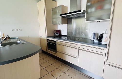 Cambo-les-Bains Apartment | T2 apartment with elevator, parking and internet in Cambo-les-Bains