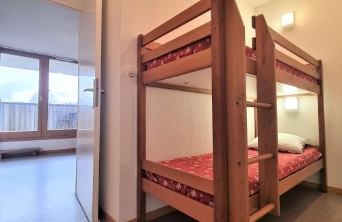 Saint-Etienne-en-Devoluy Apartment | T2 Cabine 6 pers avec Balcon, Parking et Casier à Ski, Près des Pistes - FR-1-525-193