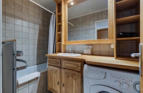 Val Claret Apartment | T2 cosy à Tignes Val Claret, proche pistes, 4 pers, wifi - FR-1-641-85