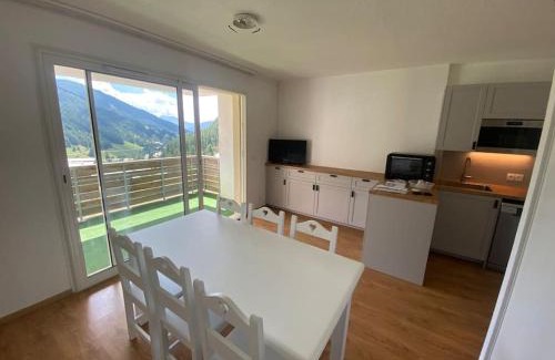 Allos Apartment | T2 cosy, vue montagne et village
