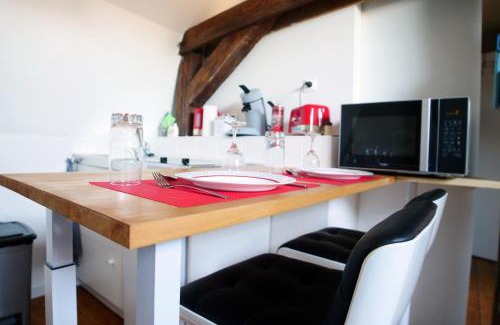 Aulnoy-lez-Valenciennes Apartment | T2 de charme N4 Valenciennes Netflix, Wifi