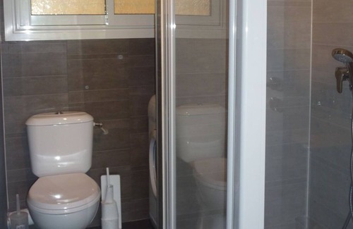 Sainte-Maxime City Centre House | T2 sea view air-conditioned 8m2 terr. 2nd floor sea / city center at 200m WIFI