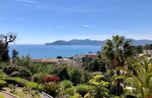 La Croix des Gardes Apartment | T2 superbe vue mer Cannes
