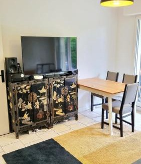 Villers-sur-Mer Apartment | T2 Terrasse, Parking & Wifi, à 300m de la mer