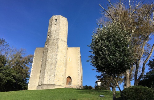 Ciboure Apartment | T2 TOTALLY RENOVATED, VERY QUIET, WITHOUT VIS A VIS SECURE 3* ICH 2 adults