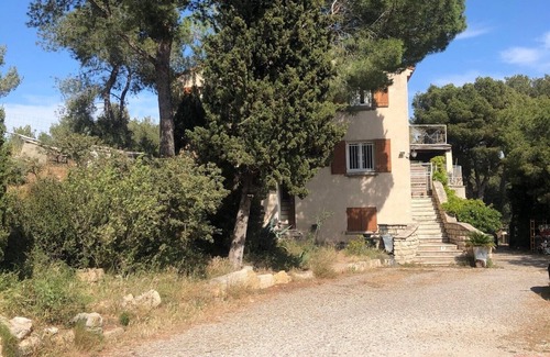 Martigues Apartment | T3 + terrace on the heights of Martigues, with superb view