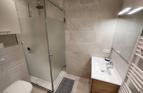 Genas Apartment | T4 duplex neuf parking - Aéroport-Eurexpo-Stade