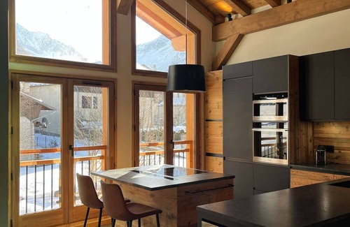 Nancroit Apartment | T4 spacieux avec cheminée