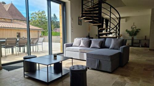 Nabirat House | T6 avec piscine en Dordogne