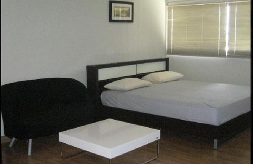 Ban Mai Apartment | T8 Guest House Don Mueang Challenger triple room