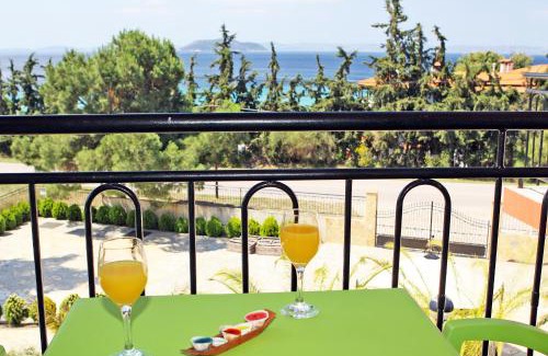 Sithonia Apartment | Ta 2 Pefka - Petros Italos