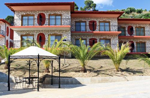 Sithonia Apartment | Ta 2 Pefka - Petros Italos