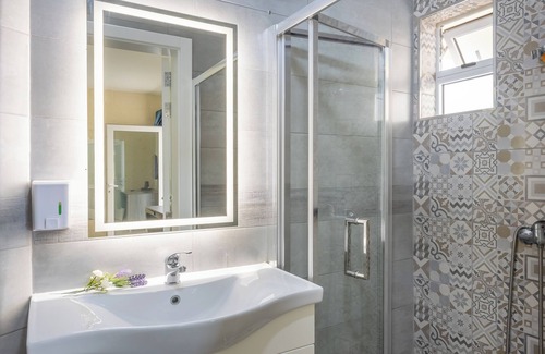 Xewkija Hotel | Ta'Battista Guesthouse with pool-room 2, IX-XEWKIJA, GĦAWDEX, Malta