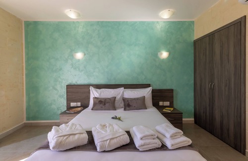 Xewkija Hotel | Ta'Battista Guesthouse with Pool-room 3, IX-XEWKIJA, GĦAWDEX, Malta