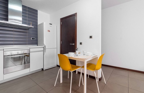 Las Palmas de Gran Canaria Apartment | Tabaiba 1 + Beach + A/C + Fast WiFi