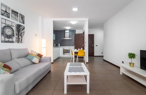 Las Palmas de Gran Canaria Apartment | Tabaiba 1 + Beach + A/C + Fast WiFi
