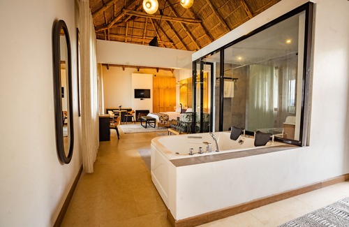 Fort Portal Resort | Tabebuia Spa and Safari Resort